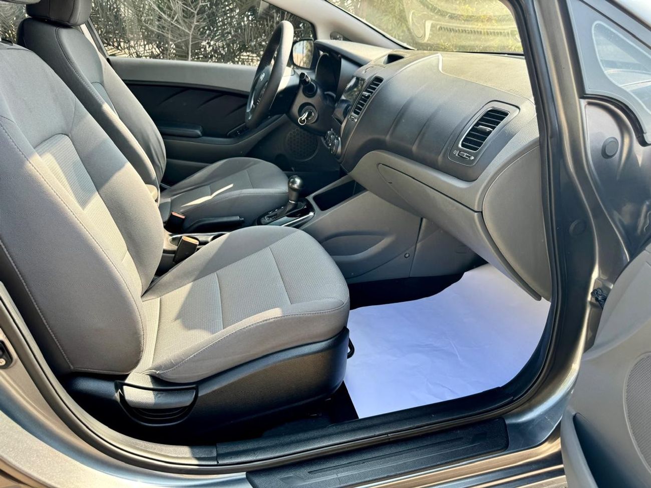 Kia Cerato LX 1.6L2018 GCC (399/-MONTHLY)