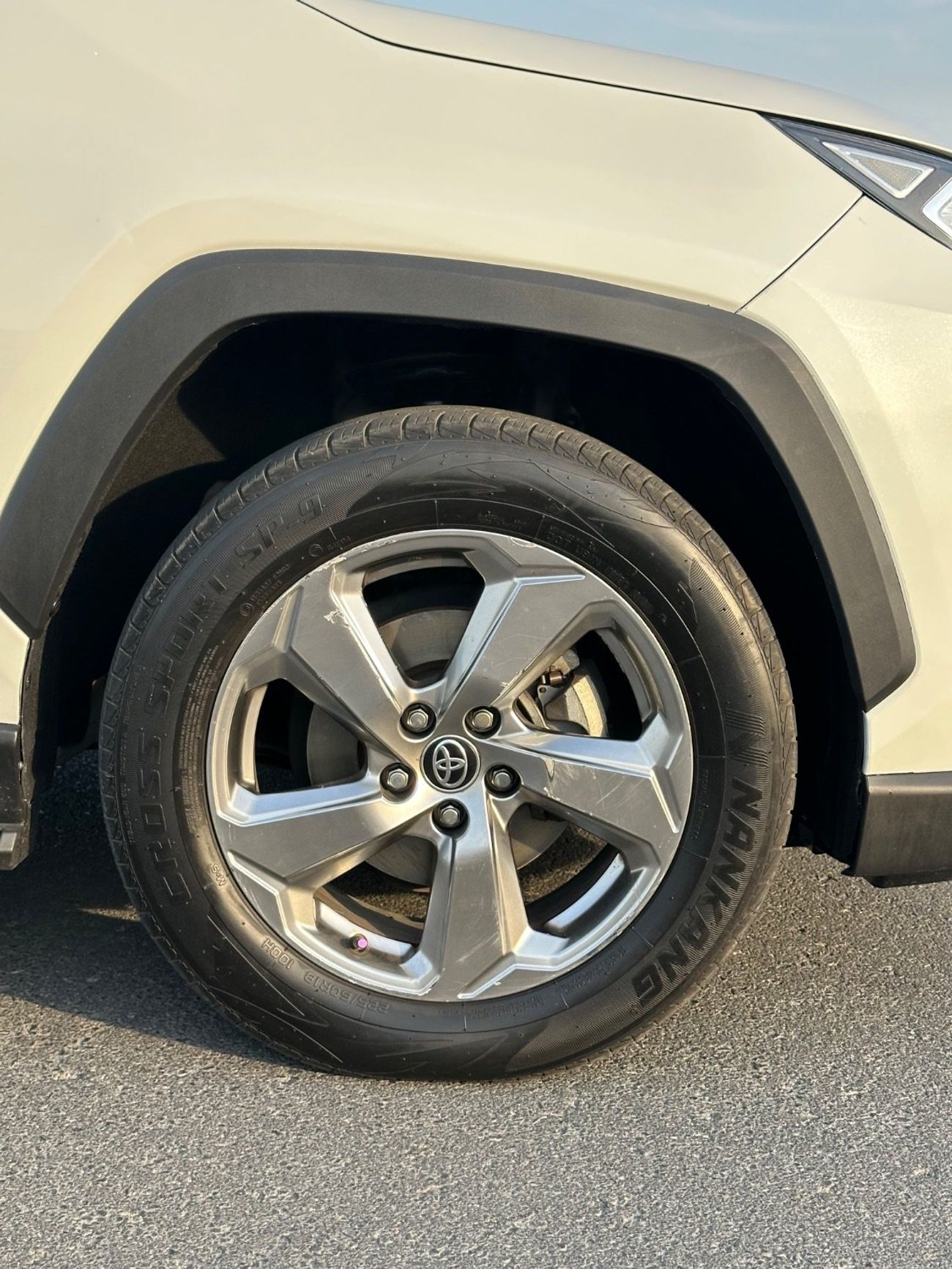 تويوتا راف ٤ premium Japan 360 camera Full Option