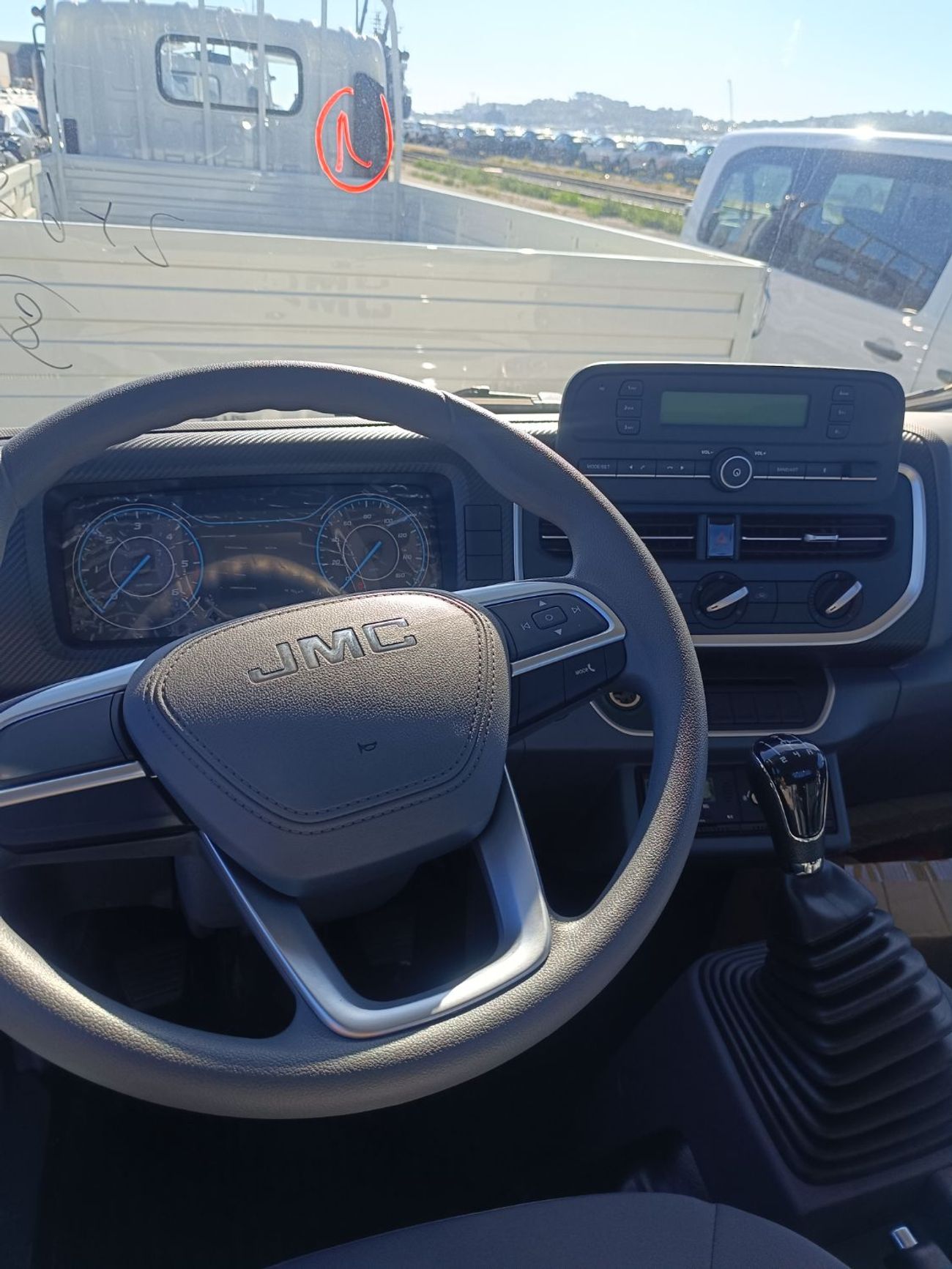 جاي ام سي كونتينير