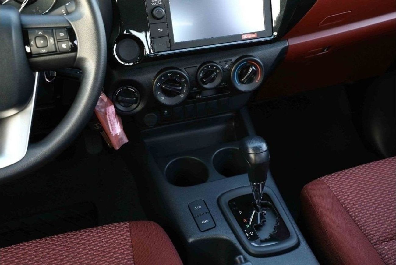 تويوتا هيلوكس HILUX AT 2.4L  Mid AT DIESEL Grey