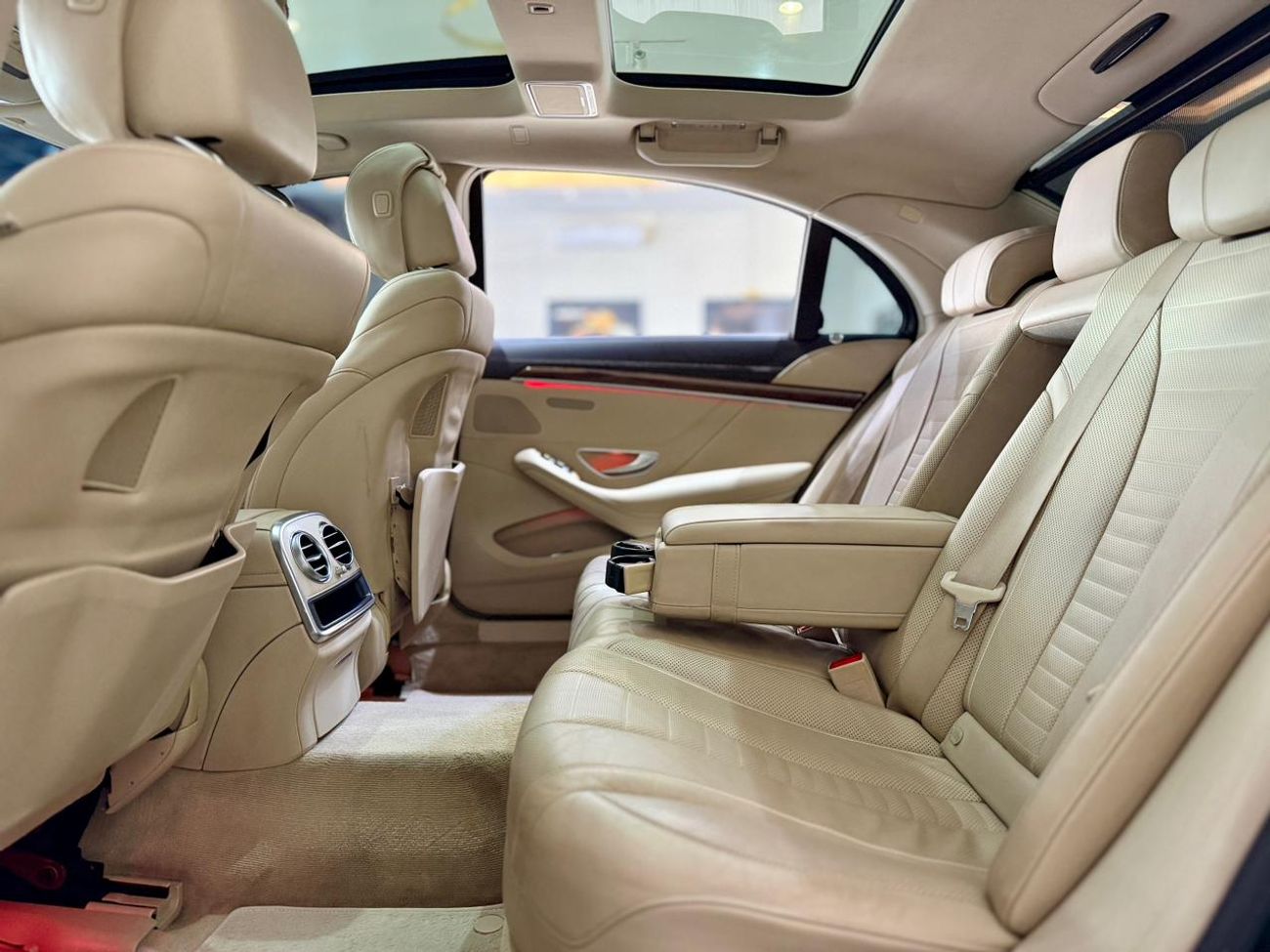 Mercedes-Benz S 500 Std 4.7L Mercedes S500 AMG II 2015 II Full Loaded