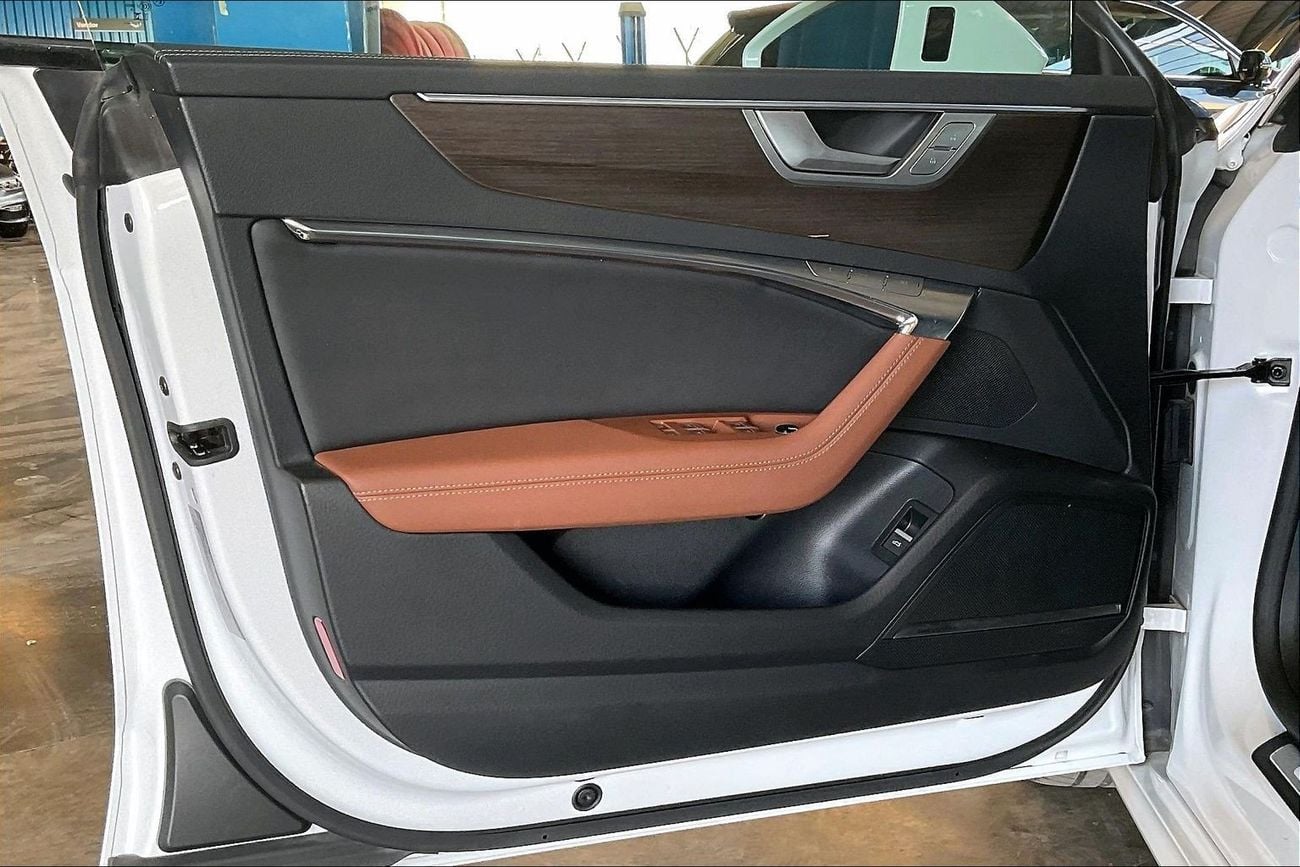 أودي A7 45 TFSI S-Line | upto AED 20,000 Ramadan Discount | شامل الضمان | 0 ﺪﻔﻋﺓ ﺃﻮﻟﻯ