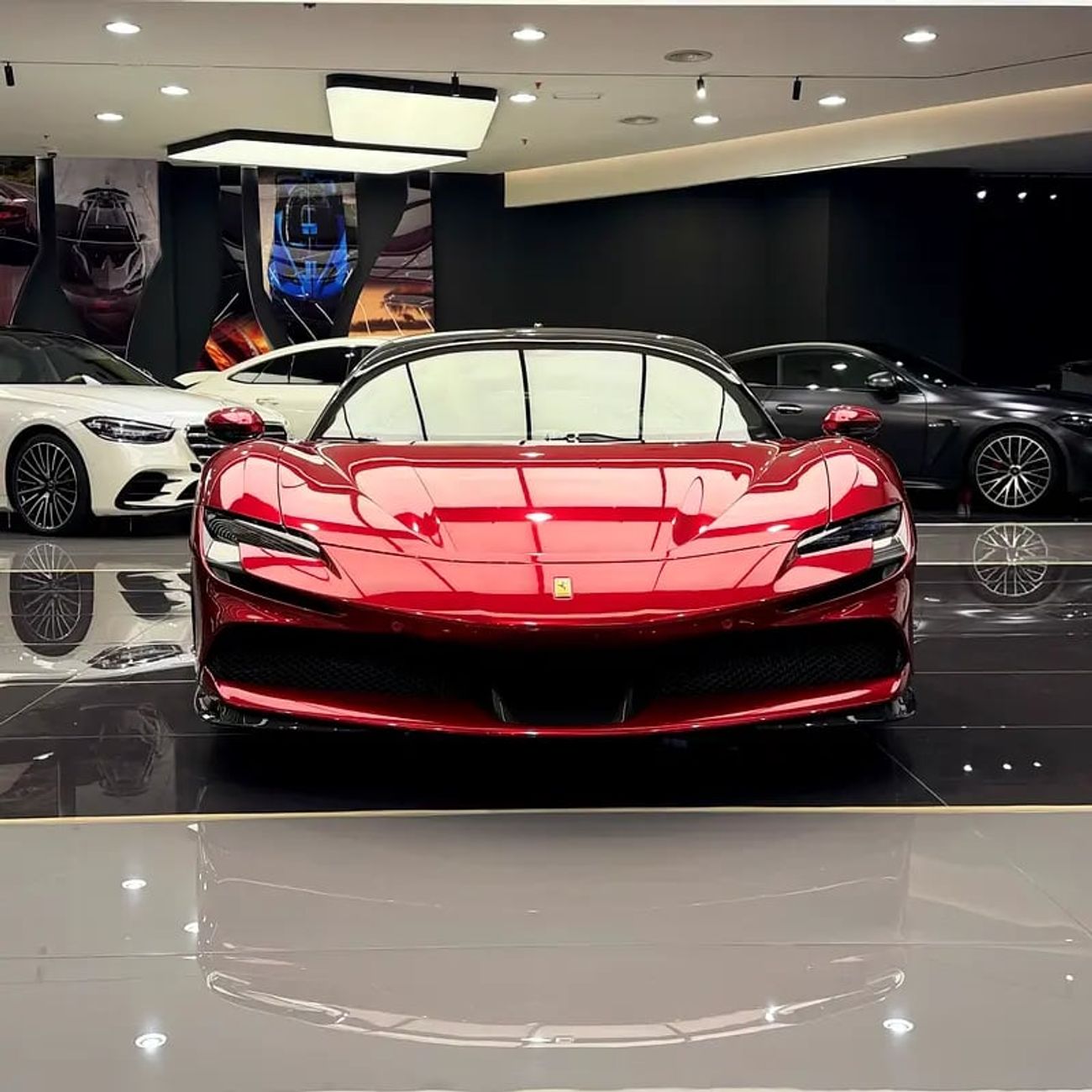 فيراري SF90 ستراديل SF90 ASSETO FIORANO BRAND