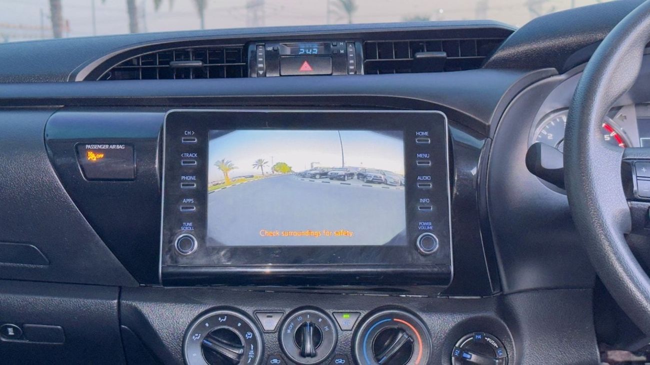 Toyota Hilux DOUBLE CABIN | PREMIUM BULL BAR WITH LED FOCUSED LIGHTS | 2.8L DIESEL | RHD | 2022