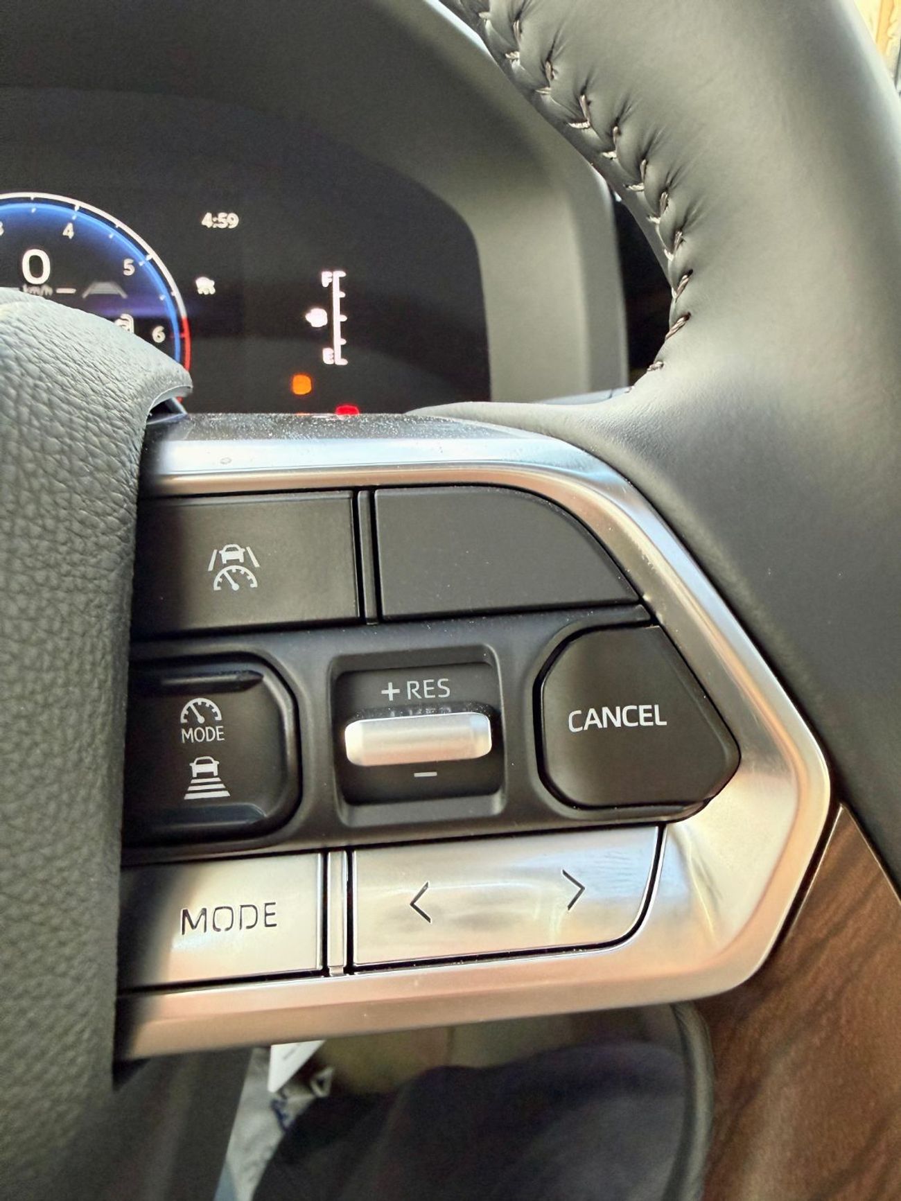 تويوتا لاند كروزر GXR 3.5L