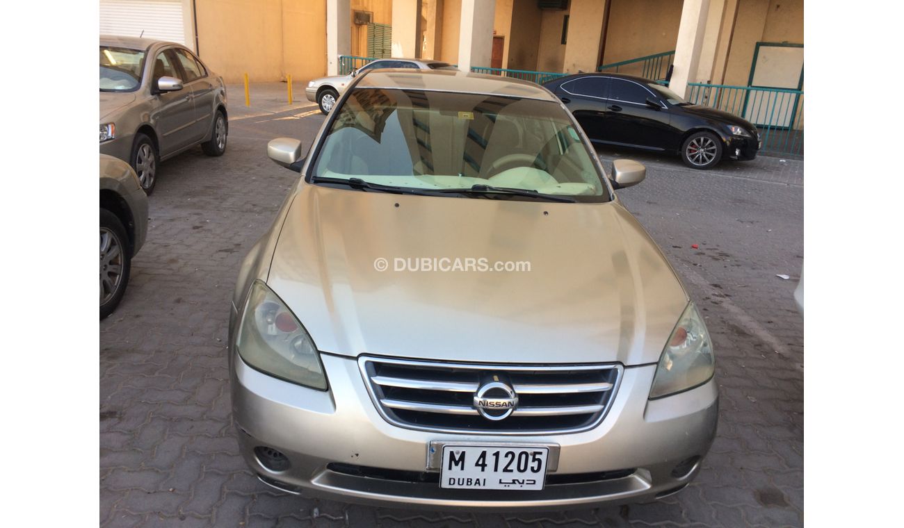 نيسان ألتيما