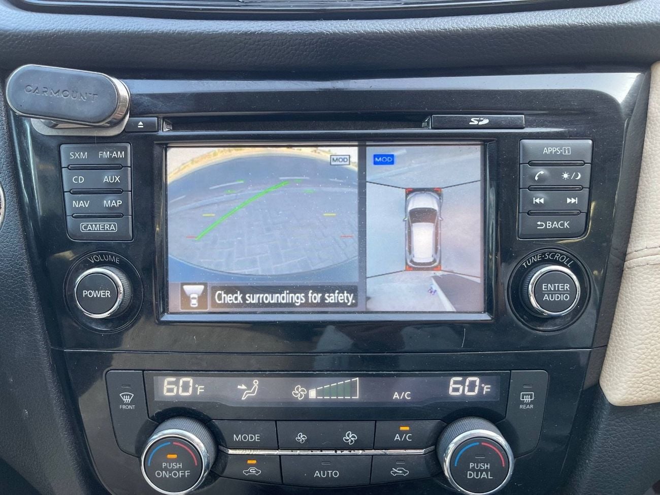 Nissan Rogue SV / 2.5L V4 / PANORAMIC SUNROOF / RADAR / 360 CAMERA / LINE KEEP ASSIST / REMOT START