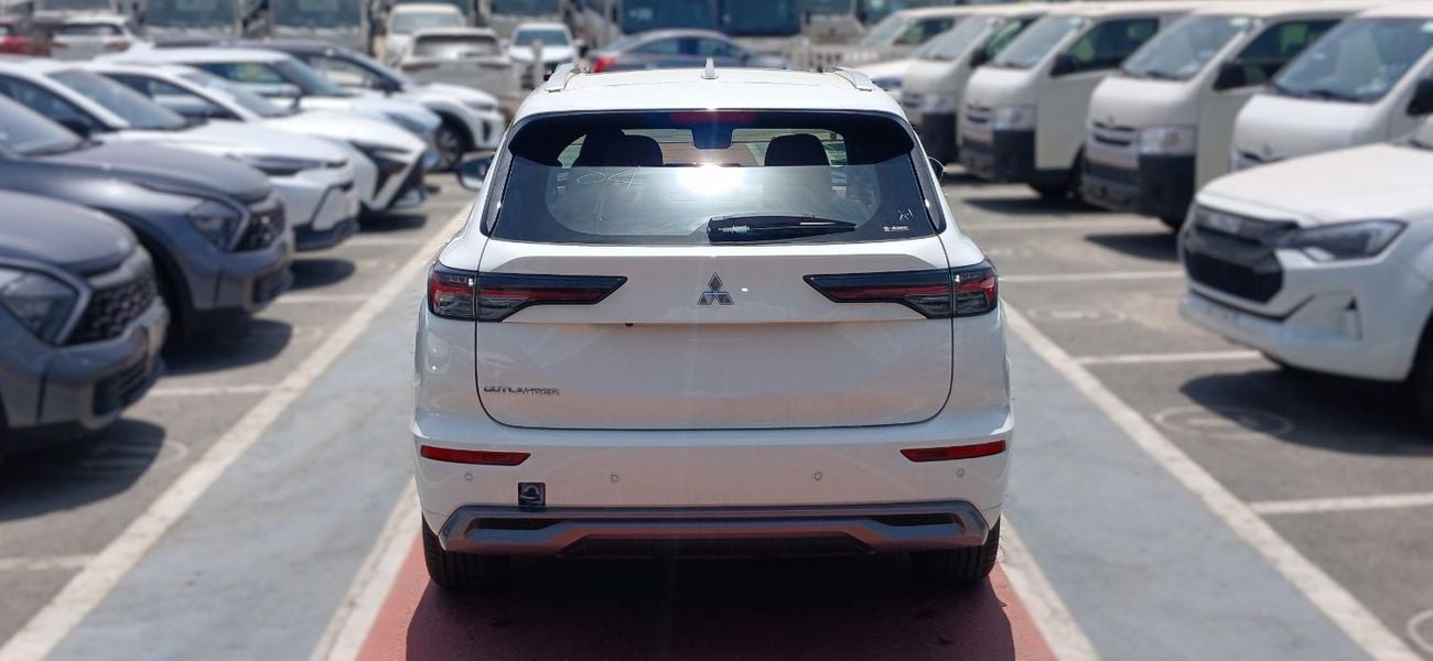 Mitsubishi Outlander P-line 4WD 2.5L Petrol 2026YM