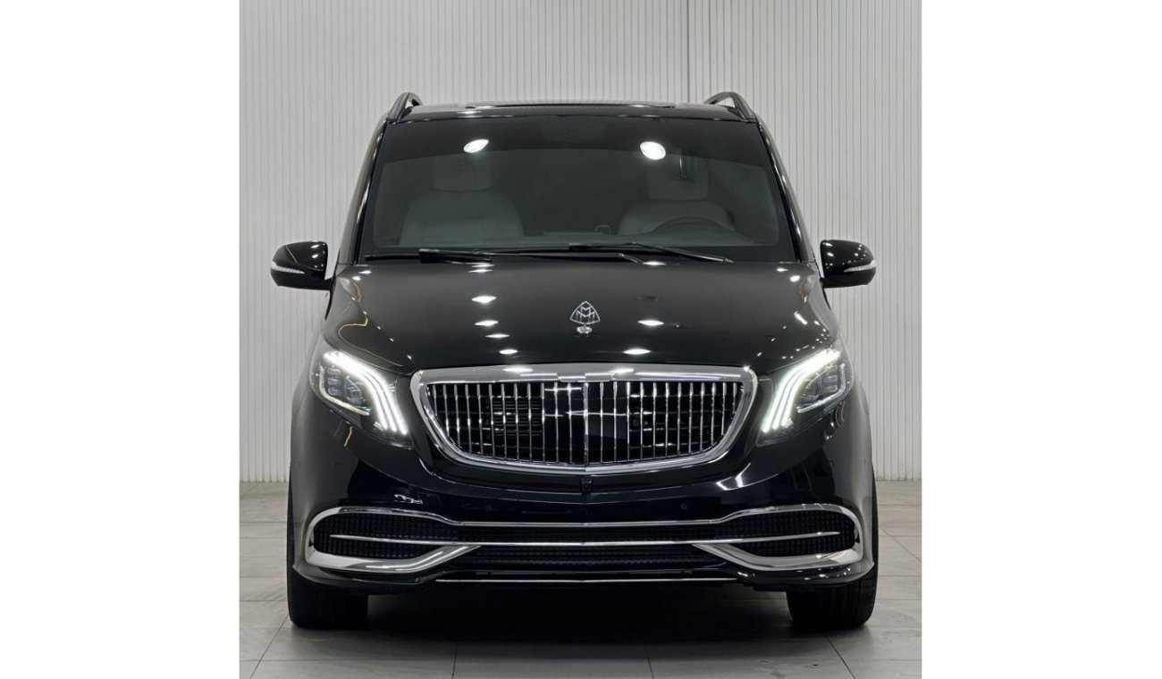 مرسيدس بنز فيانو 2023 Mercedes Benz Viano 250 Maybach Kit VIP Edition, Warranty, Very Low Kms, Full Options, GCC