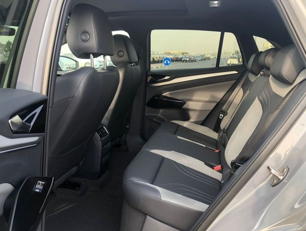 Volkswagen ID.4 Crozz VOLKSWAGEN ID.4 CROZZ PRO 2022 FULL OPTION FULL ELECTRIC