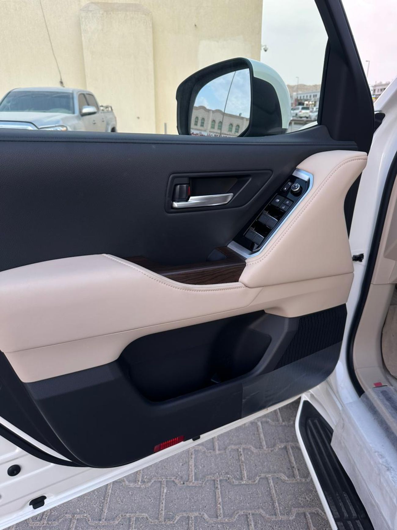 Toyota Land Cruiser TOYOTA LAND CRUISER GXR 3.5L TWIN TURBO 2025