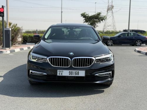 بي أم دبليو 530i Exclusive Luxury 2.0L