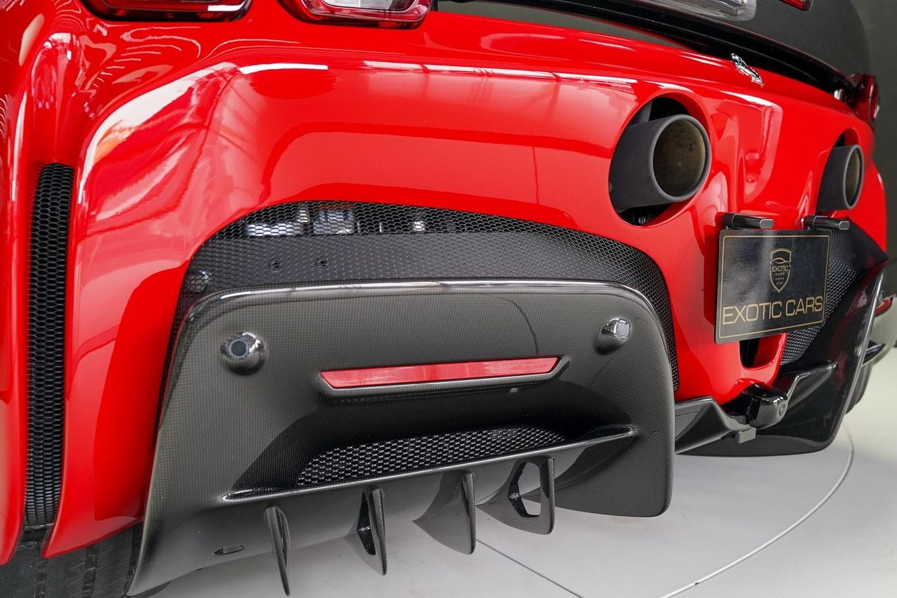 فيراري SF90 سبيدر assetto fiorano