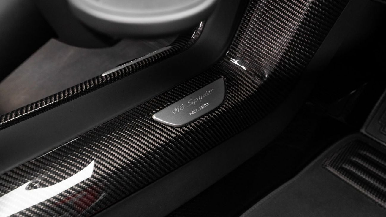 Porsche 918 Spyder - 2015 - Euro Specs