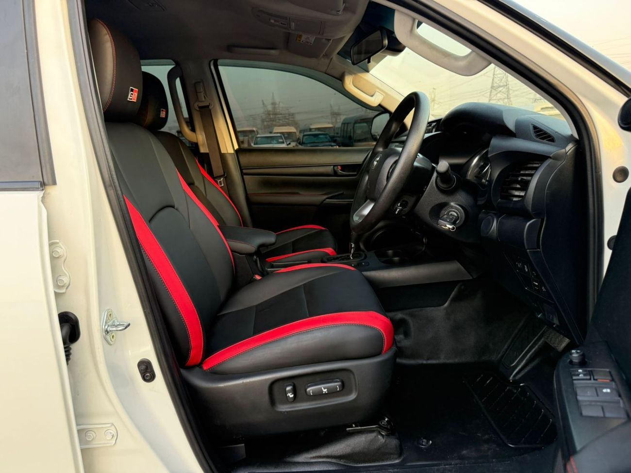 Toyota Hilux GR SPORTS KIT | DOUBLE CABIN | RHD | AUTOMATIC | 2.8L DIESEL | LEATHER + LED ROOF LIGHTS