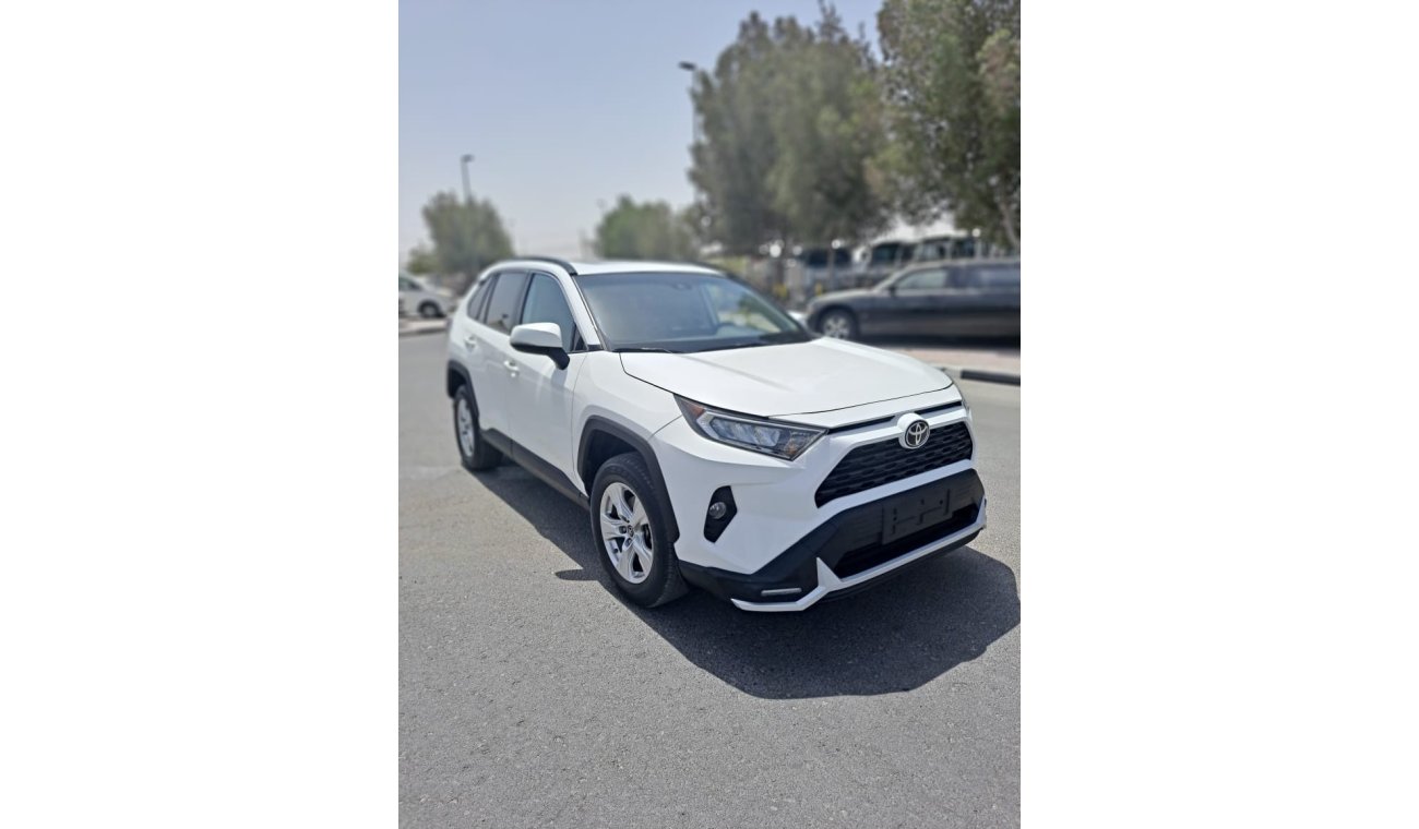 تويوتا راف ٤ TOYOTA RAV4 FULL OPTION