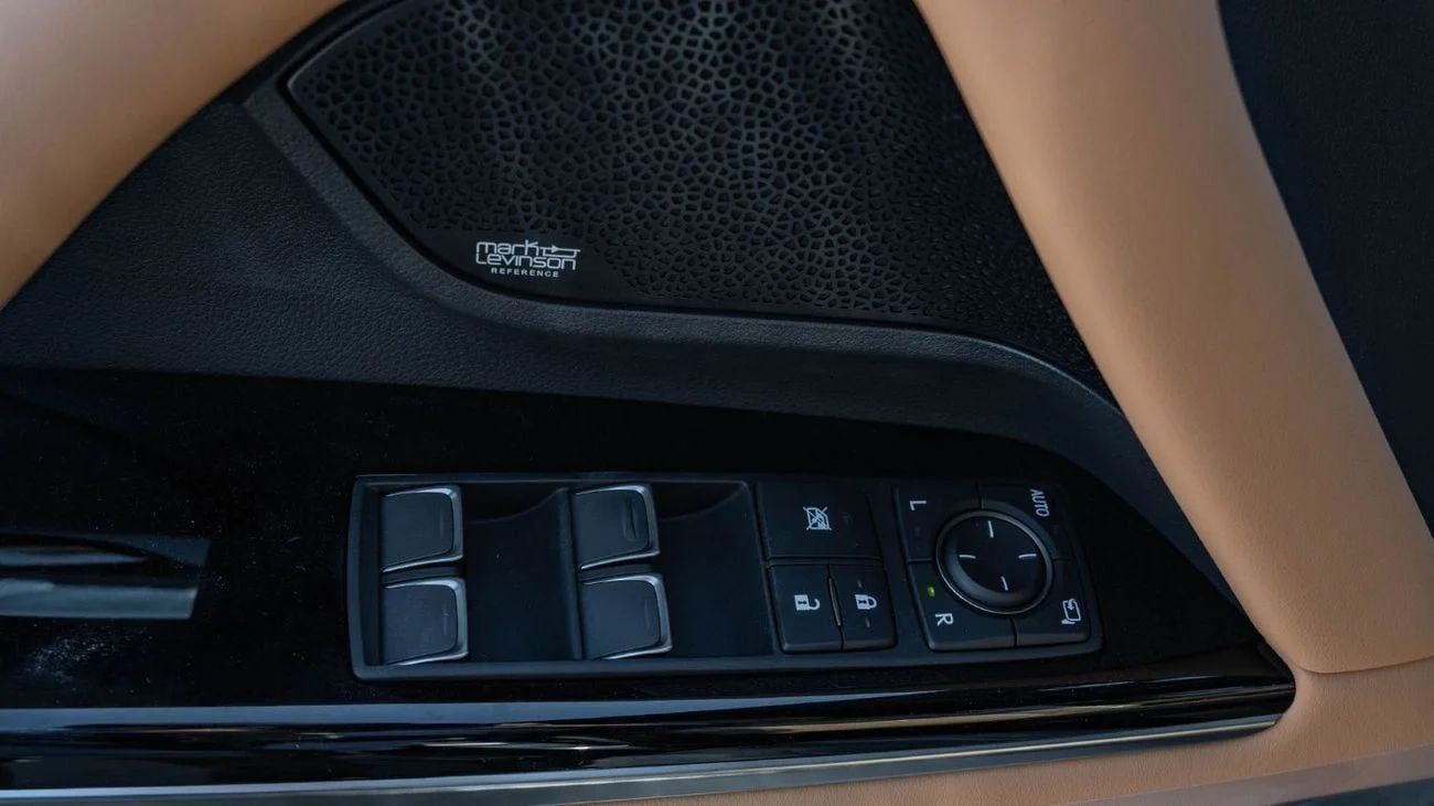 Lexus LX 600 2026 Lexus LX600 Signature 3.5L petrol AT with HUD