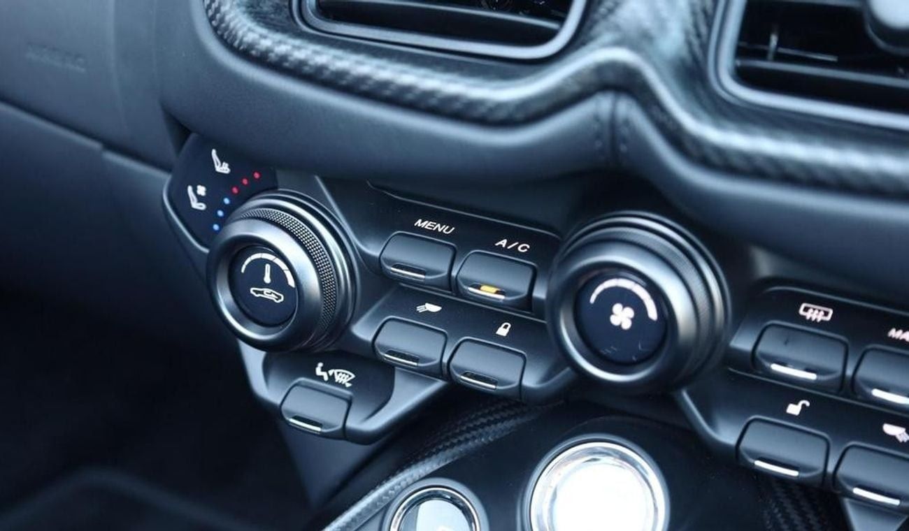 Aston Martin Vantage 2dr 5.2 RIGHT HAND DRIVE