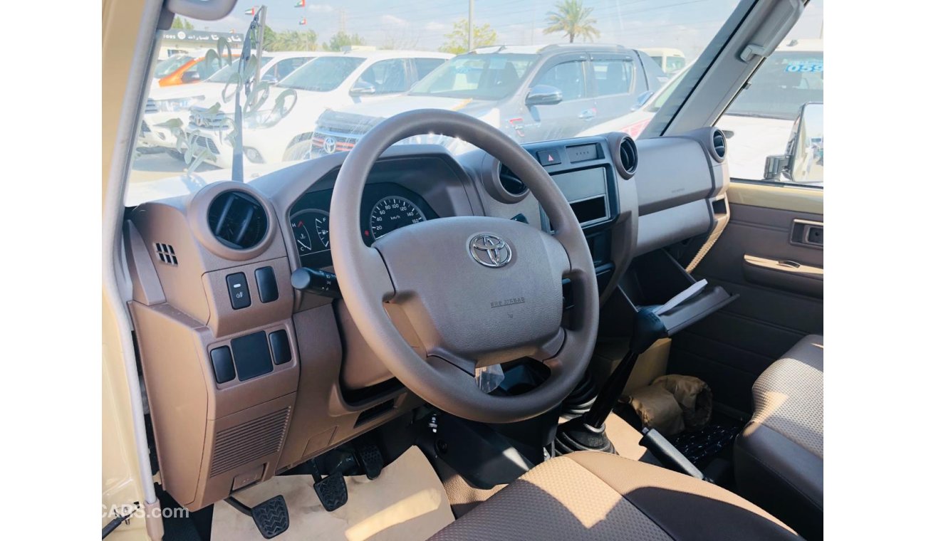 Toyota Land Cruiser Pick Up FULL OPTION (4.2L DIESEL)