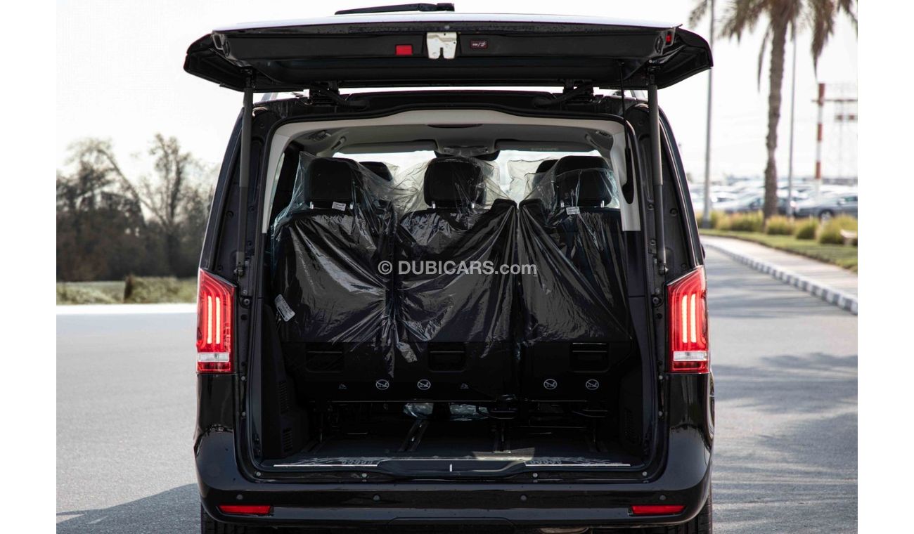 Mercedes-Benz V 250 2023 MBZ V250 2.0 8 SEATER P AT - Black inside black