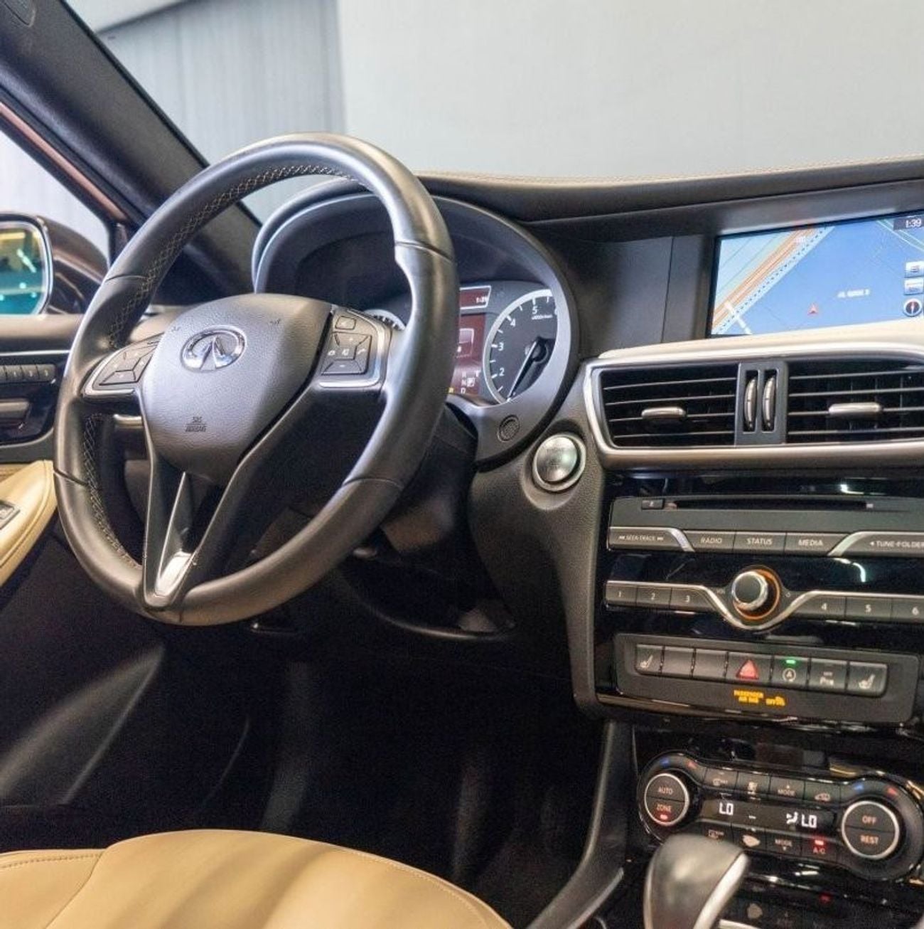 إنفينيتي QX30 AED 919pm • 0% Downpayment •QX30 Premium• 2 Years Warranty!