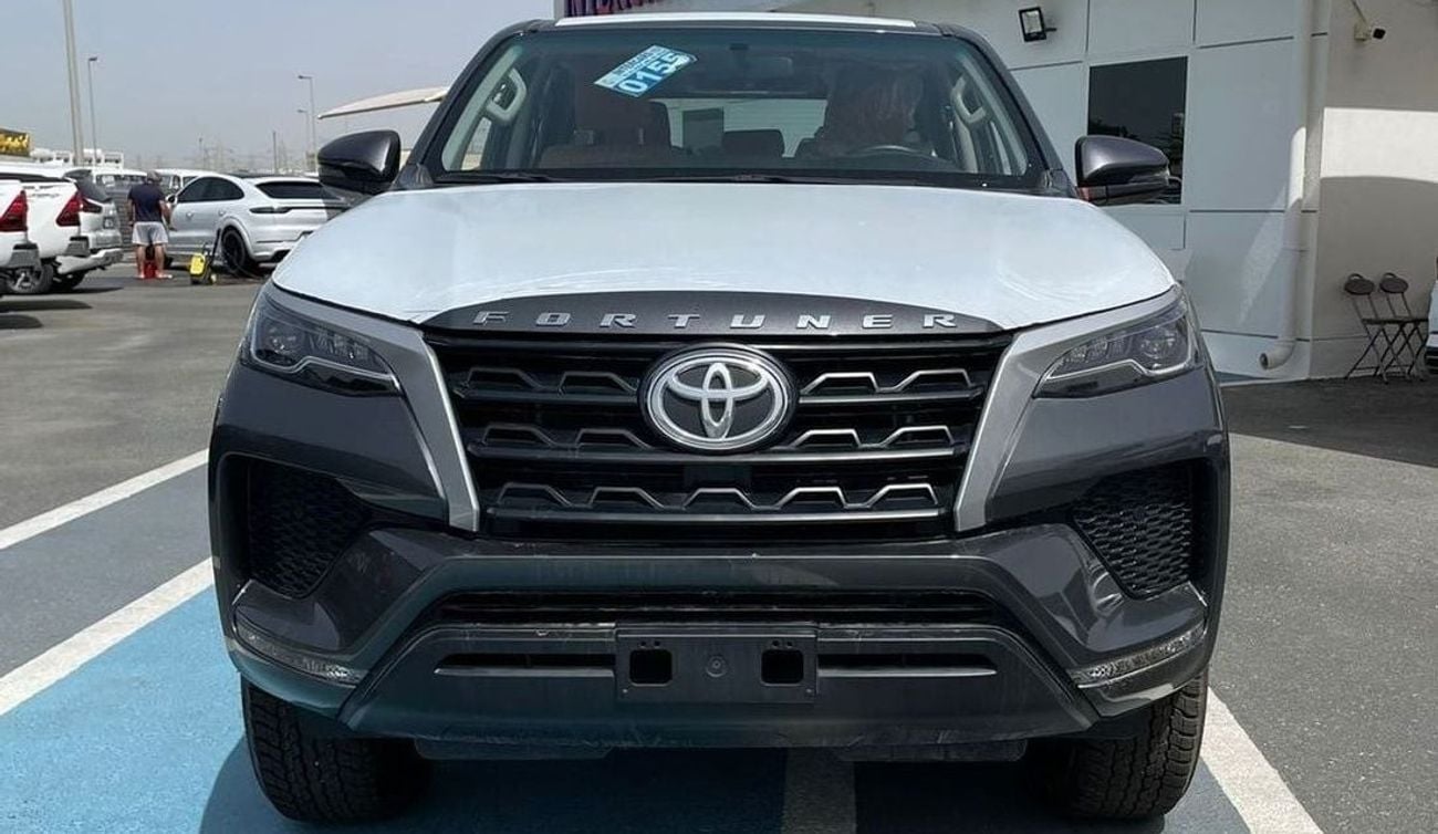 Toyota Fortuner Toyota Fortuner 2.7 L Suv 4WD 5 Doors