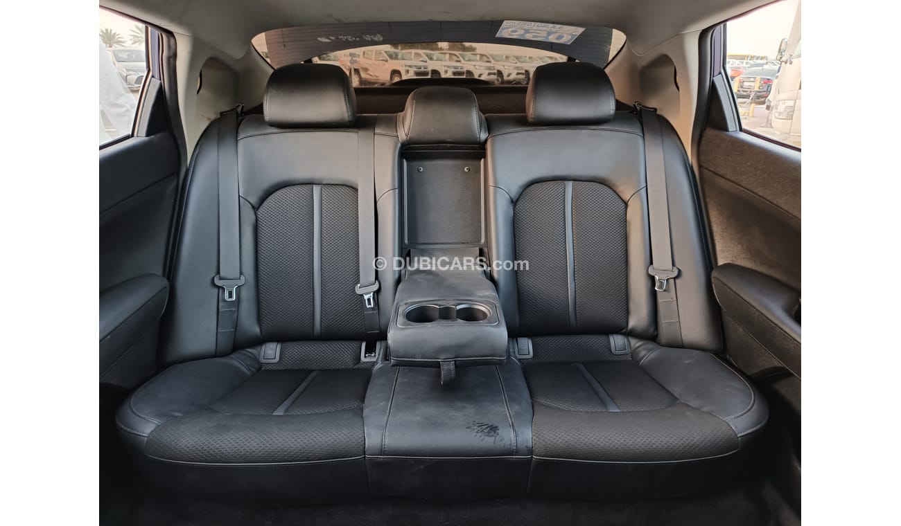 Kia Optima OPTIMA, 2.4L / DRIVER POWER SEAT / LEATHER SEATS / LOW MILEAGE (LOT # 6882)