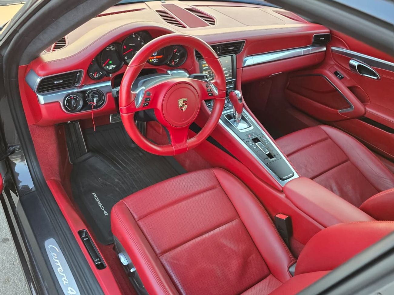 بورش 911 CARRERA