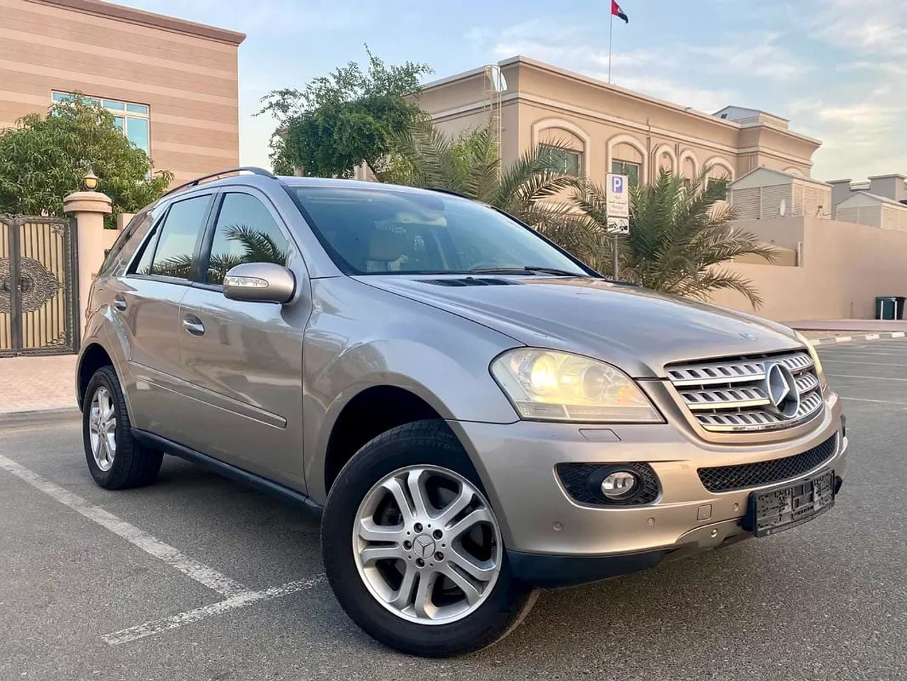 مرسيدس بنز ML 350 AGENCY SERVICED MERCEDES ML-350 AMG 4MATIC || ORIGINAL PAINT
