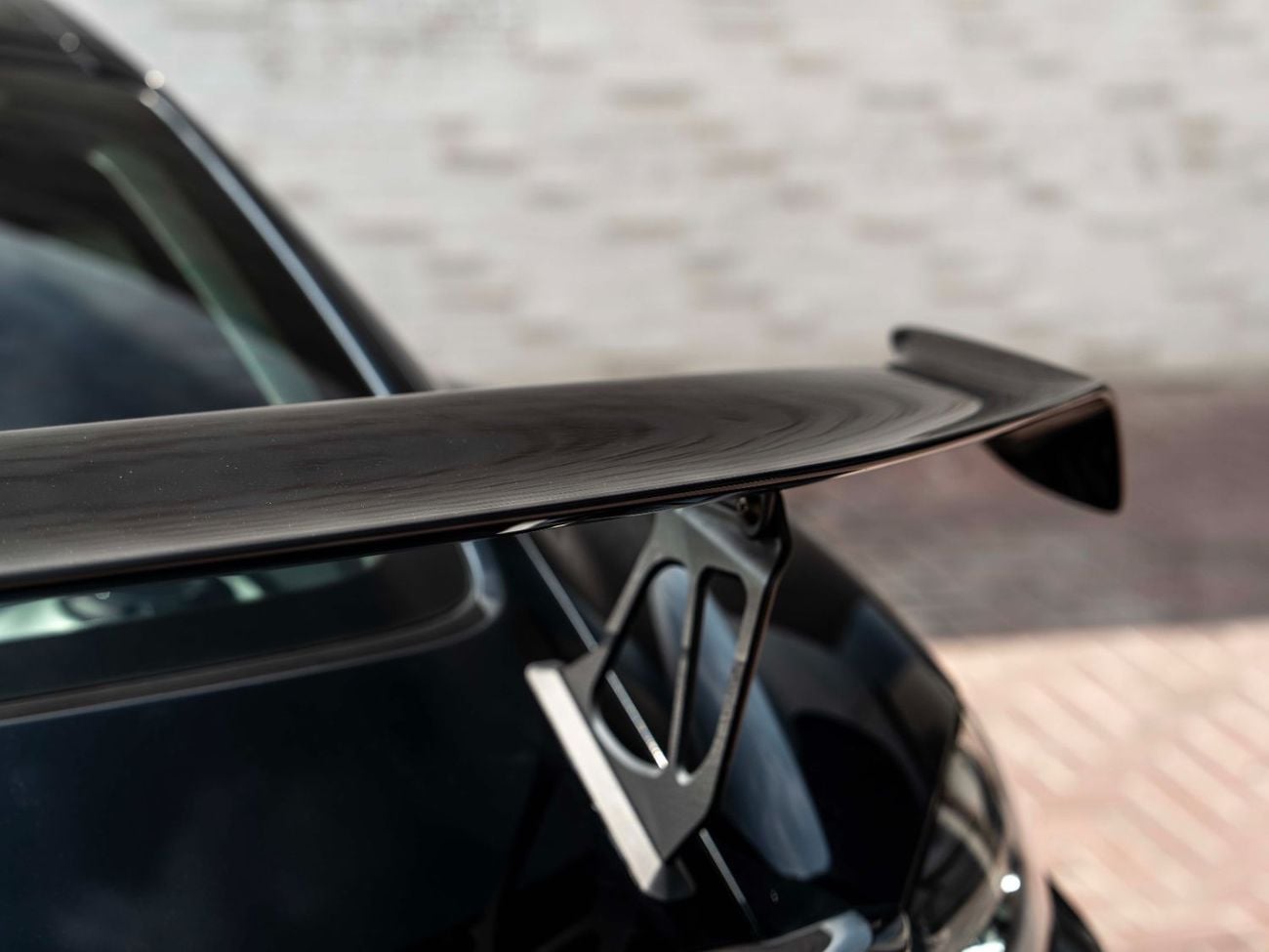 Porsche 718 Cayman GT4 4.0L (420 HP) M/T