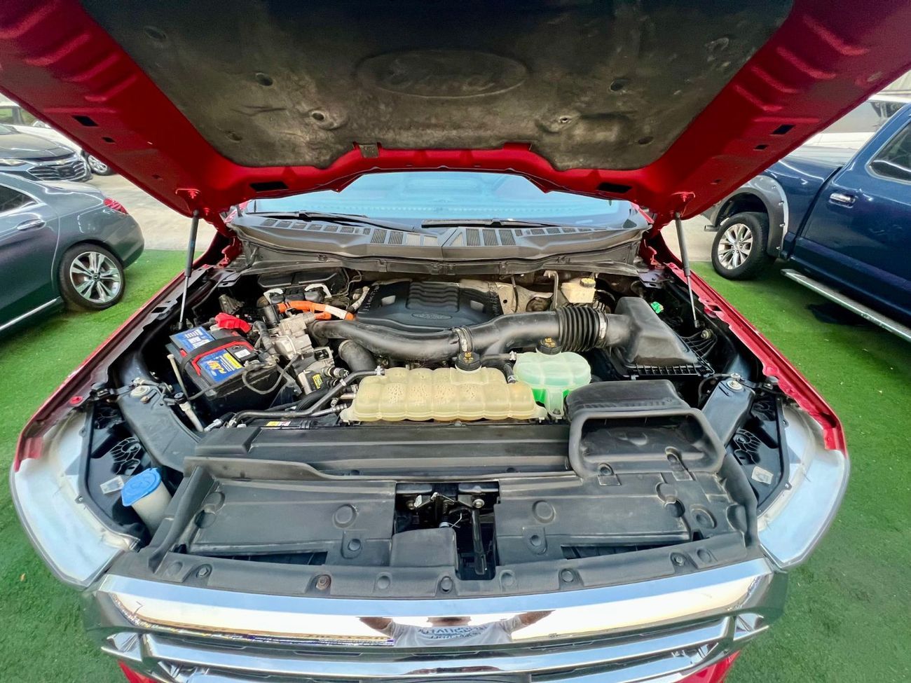 Ford F 150 Platinum 3.5L Hybrid warranty one year bank financie available