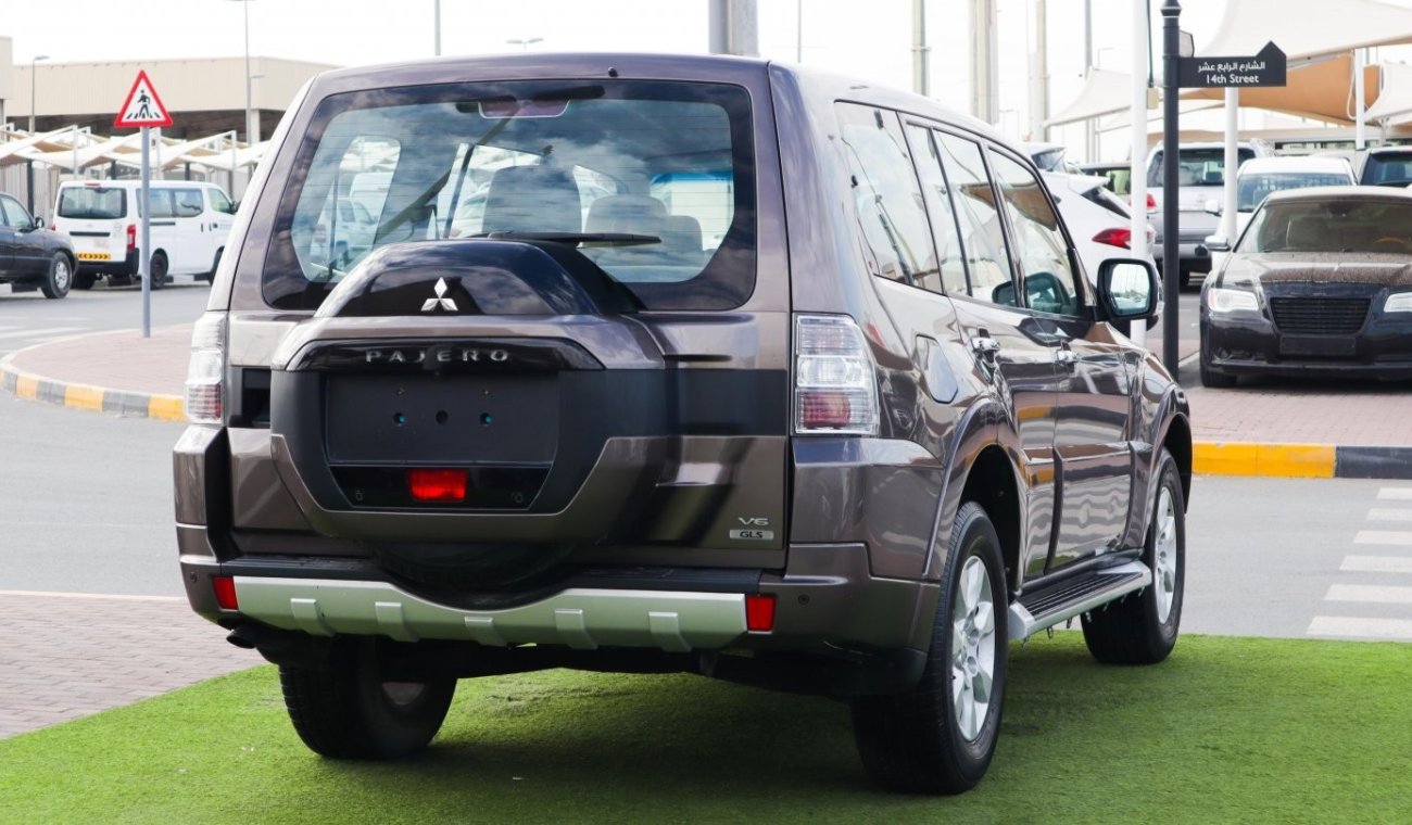 Mitsubishi Pajero GLS V6