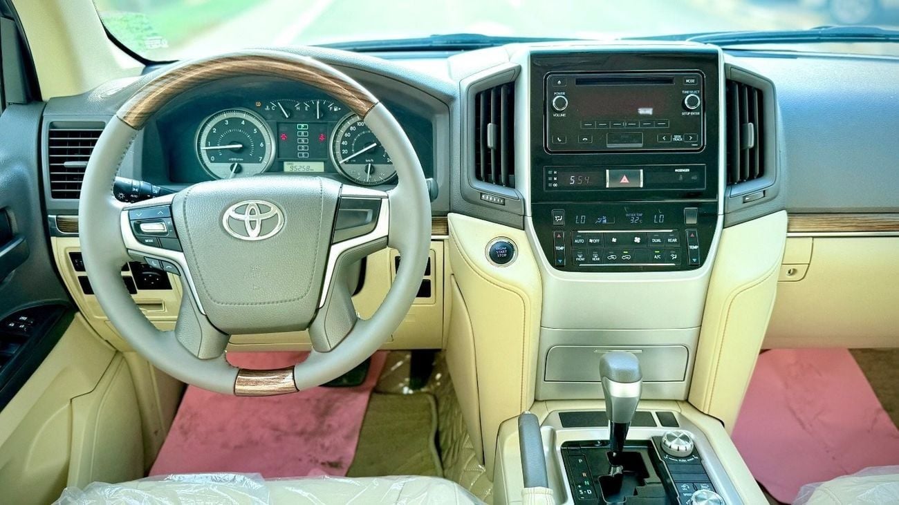 تويوتا لاند كروزر 2019 GXR V8 Diesel Engine Very Clean And Perfect Condition