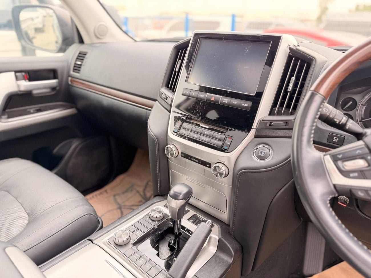 Toyota Land Cruiser GXR Sahara Full Option