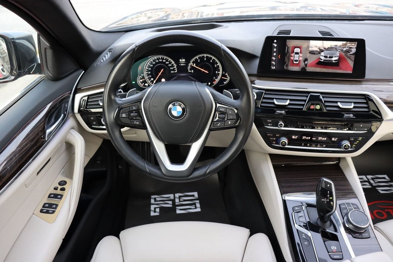 BMW 530i BMW 530i / 2019 / GCC / Full Service History/ Luxury Line