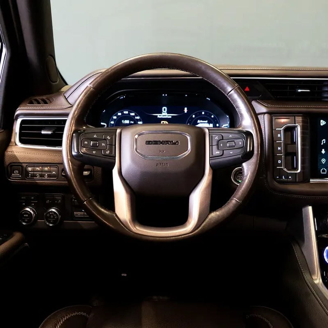 GMC Yukon AED 4,024 pm • 0% Downpayment • Denali • Agency Warranty &amp; Service Contract