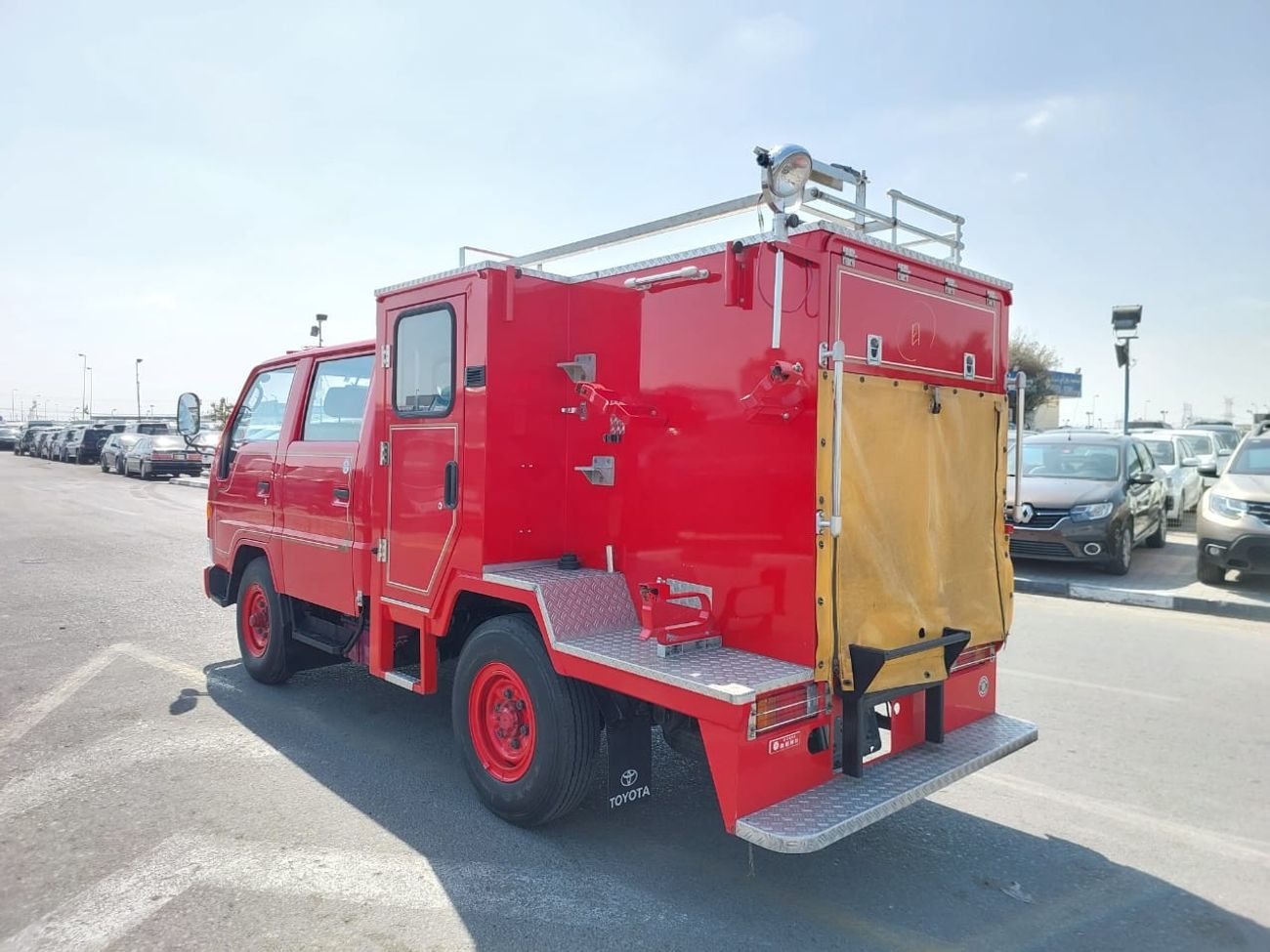 تويوتا داينا TOYOTA DYNA TRUCK RHD 1996 MODEL 3.5 L DIESEL MANUAL(PM05103)