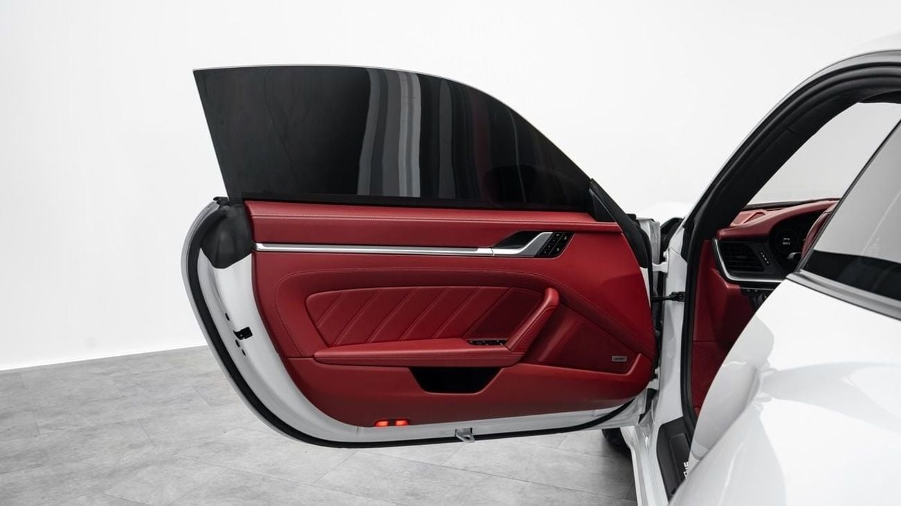 بورش 911 Turbo S - 2021 - GCC Specs - Under Warranty