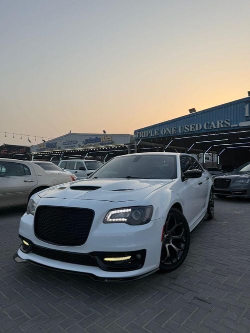 كرايسلر 300s 5.7