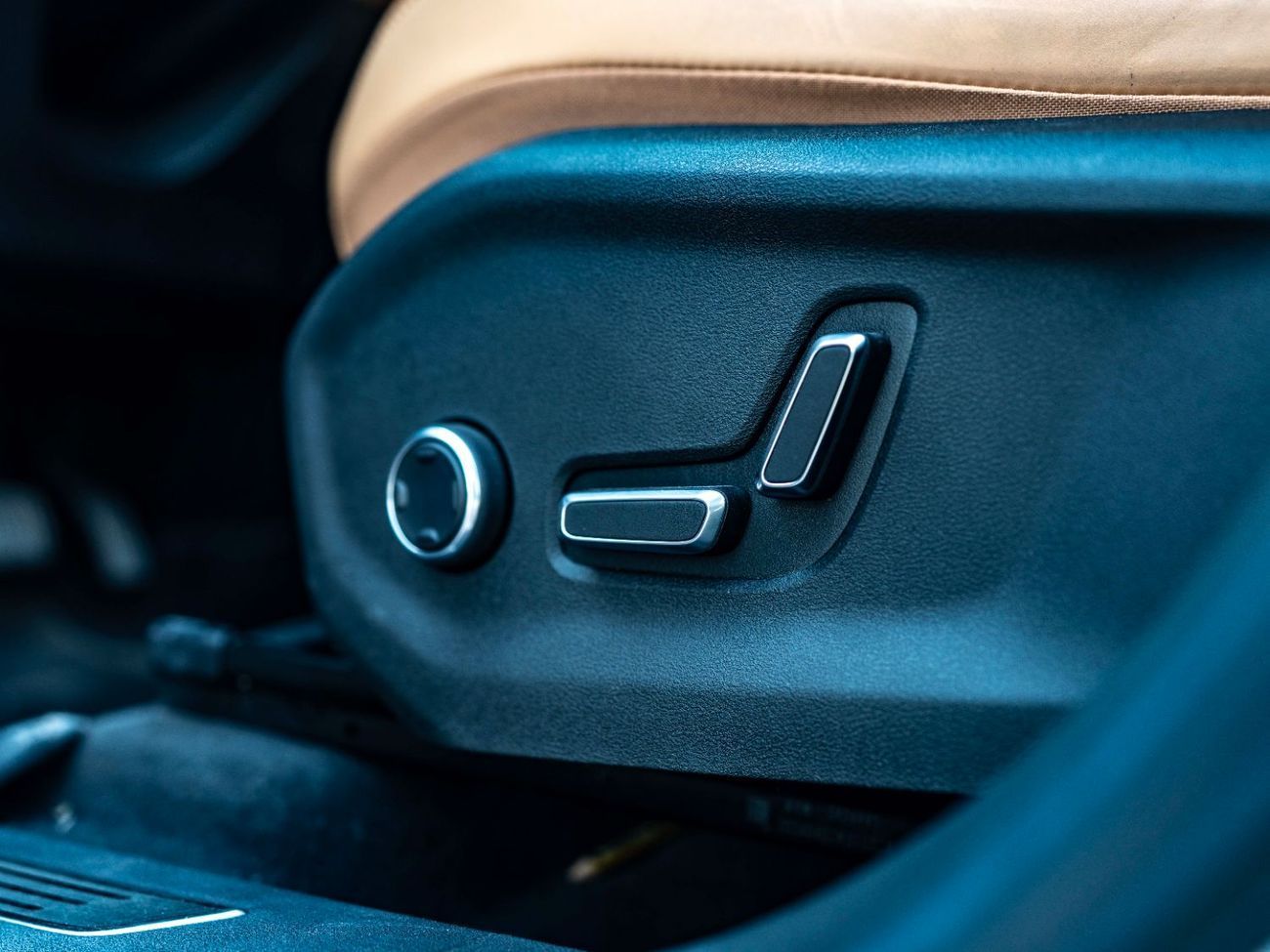 جيلي مونجارو GF 2.0T 4WD