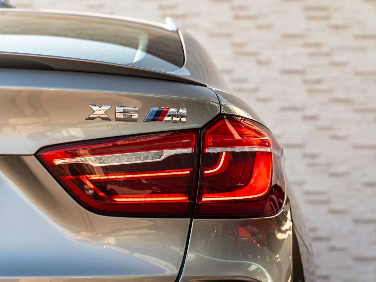 بي أم دبليو X6 M Std 4.4L