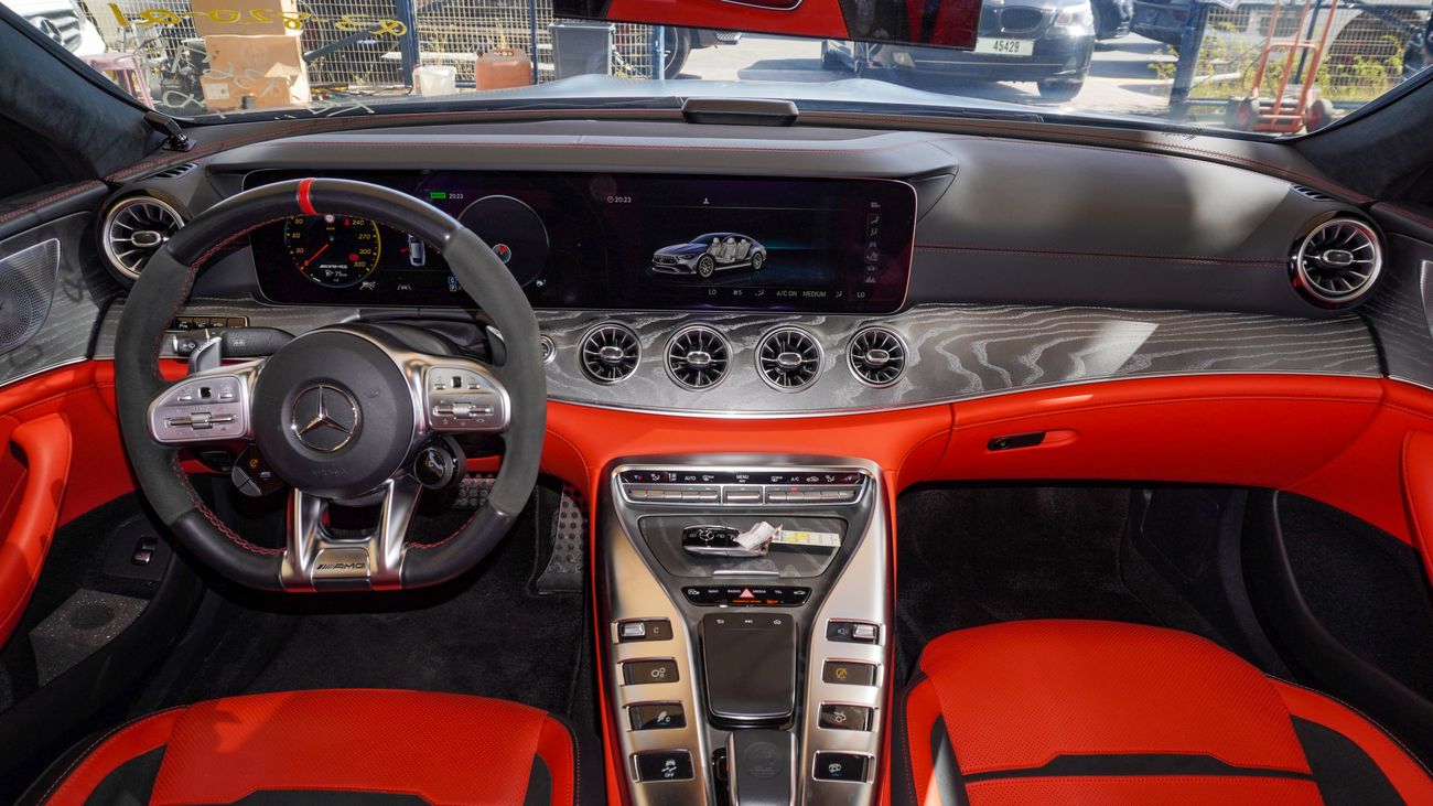 مرسيدس بنز ايه ام جي جي تي 53