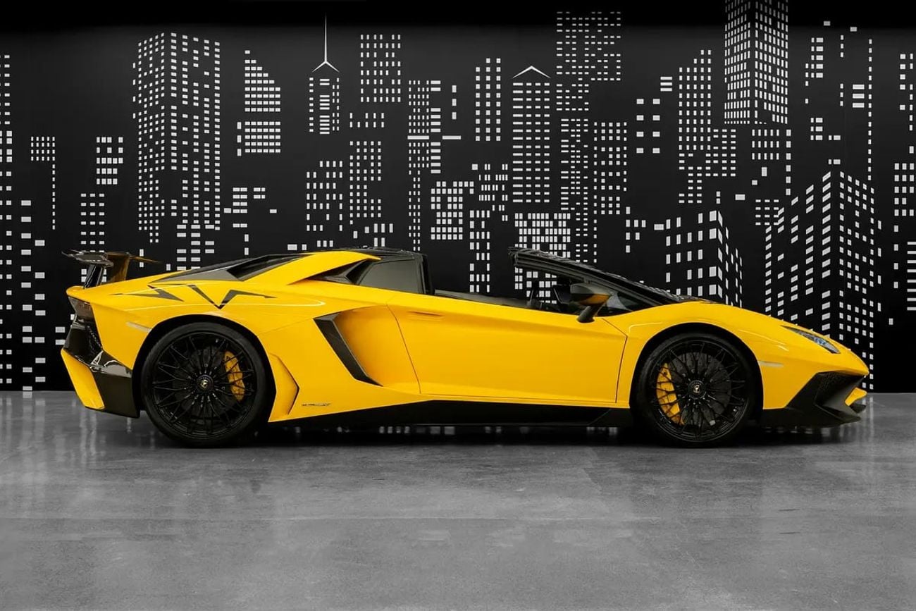 لامبورغيني أفينتادور رودستر LAMBORGHINI | AVENTADOR SV ROADSTER LP750_4 | GCC SPECS
