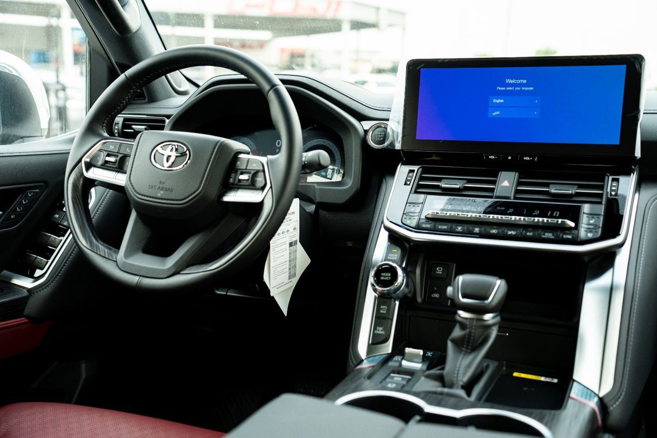 Toyota Land Cruiser Toyota Land Cruiser  VXR  3,3 L diesel 2025