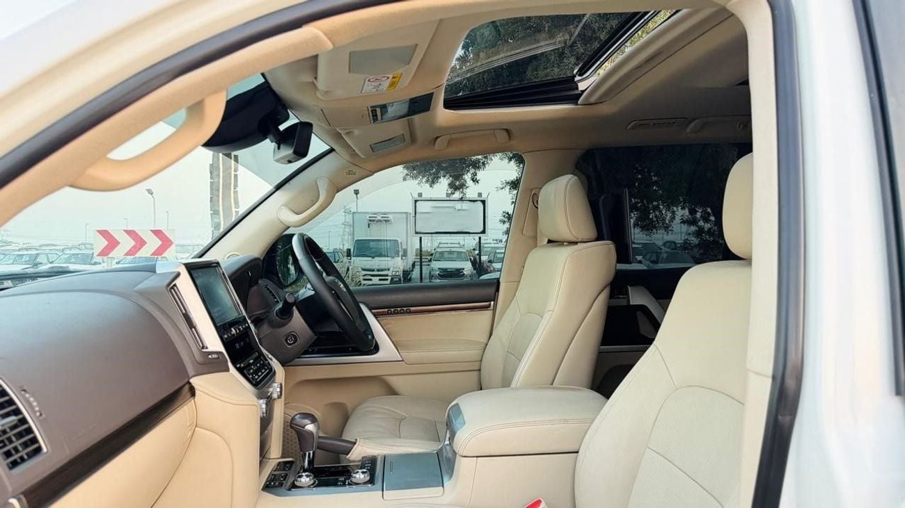 Toyota Land Cruiser SAHARA | PUSH START | SUNROOF | 360 VIEW CAMERA | V8 DIESEL ENGINE | AT | ELECTRIC HEATED & MEMORY S