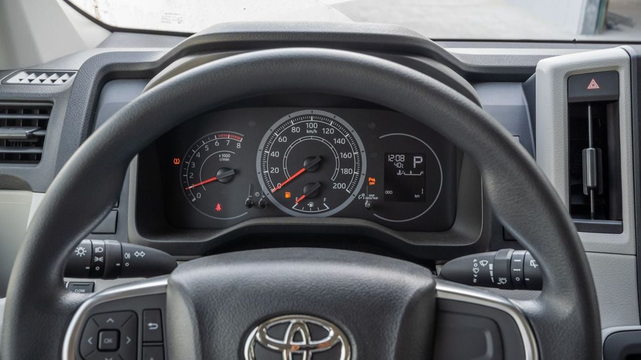 Toyota Hiace TOYOTA HIACE 3.5 AT A -2026YM