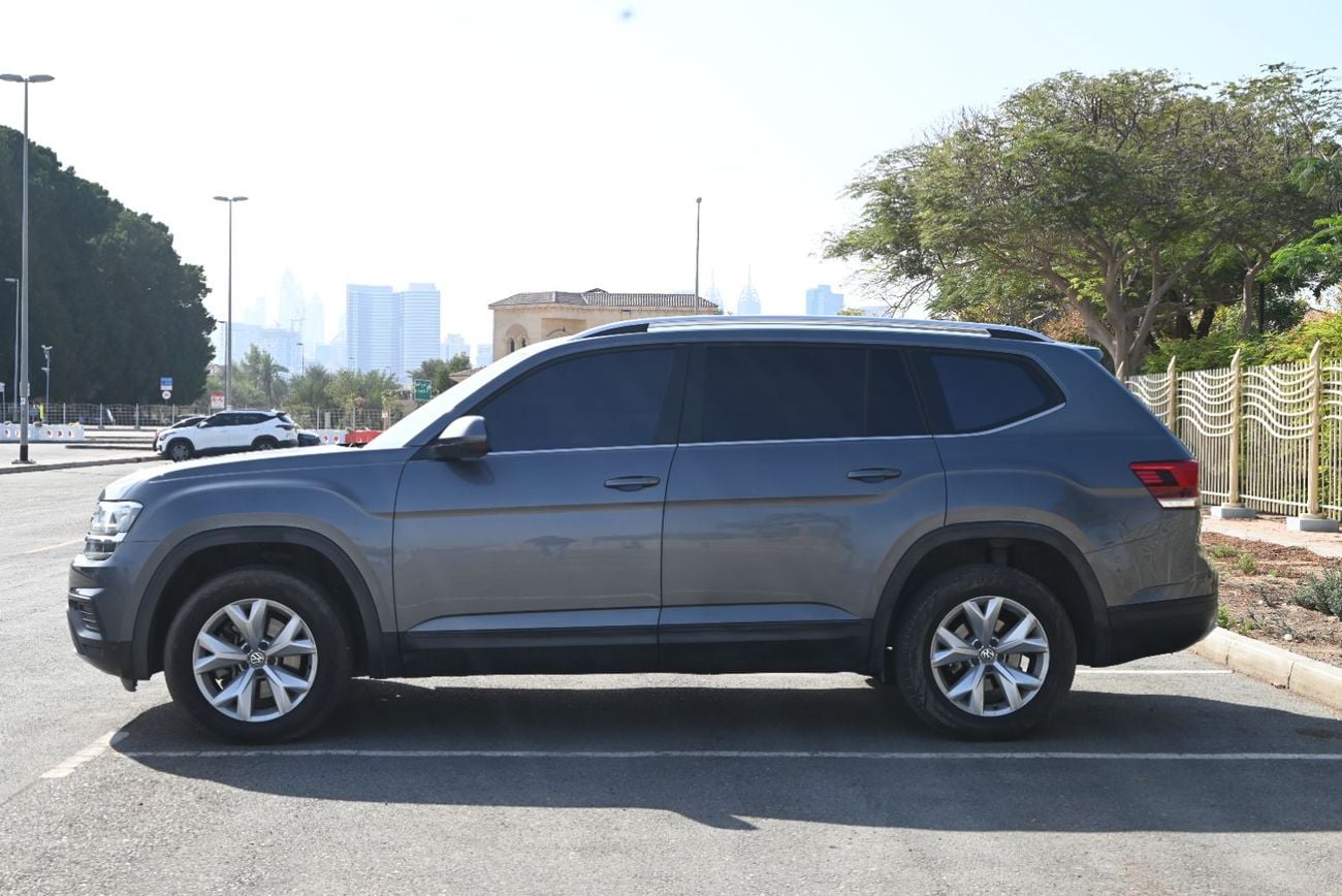Volkswagen Teramont Trendline 3.6L - 0% DP - GCC SPECS - VOLKSWAGEN TERAMONT 4WD - FIRST OWNER