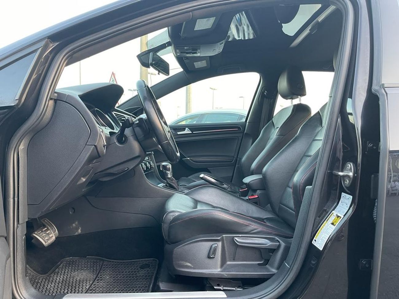 Volkswagen Golf GTi Clubsport Volkswagen Golf GTi _American_2017_Excellent Condition _Full option