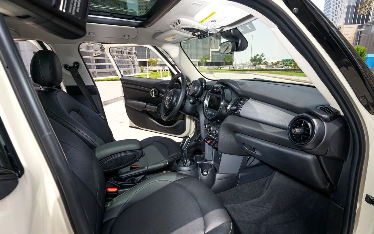 ميني كوبر John Cooper Works 1.6L Hatch