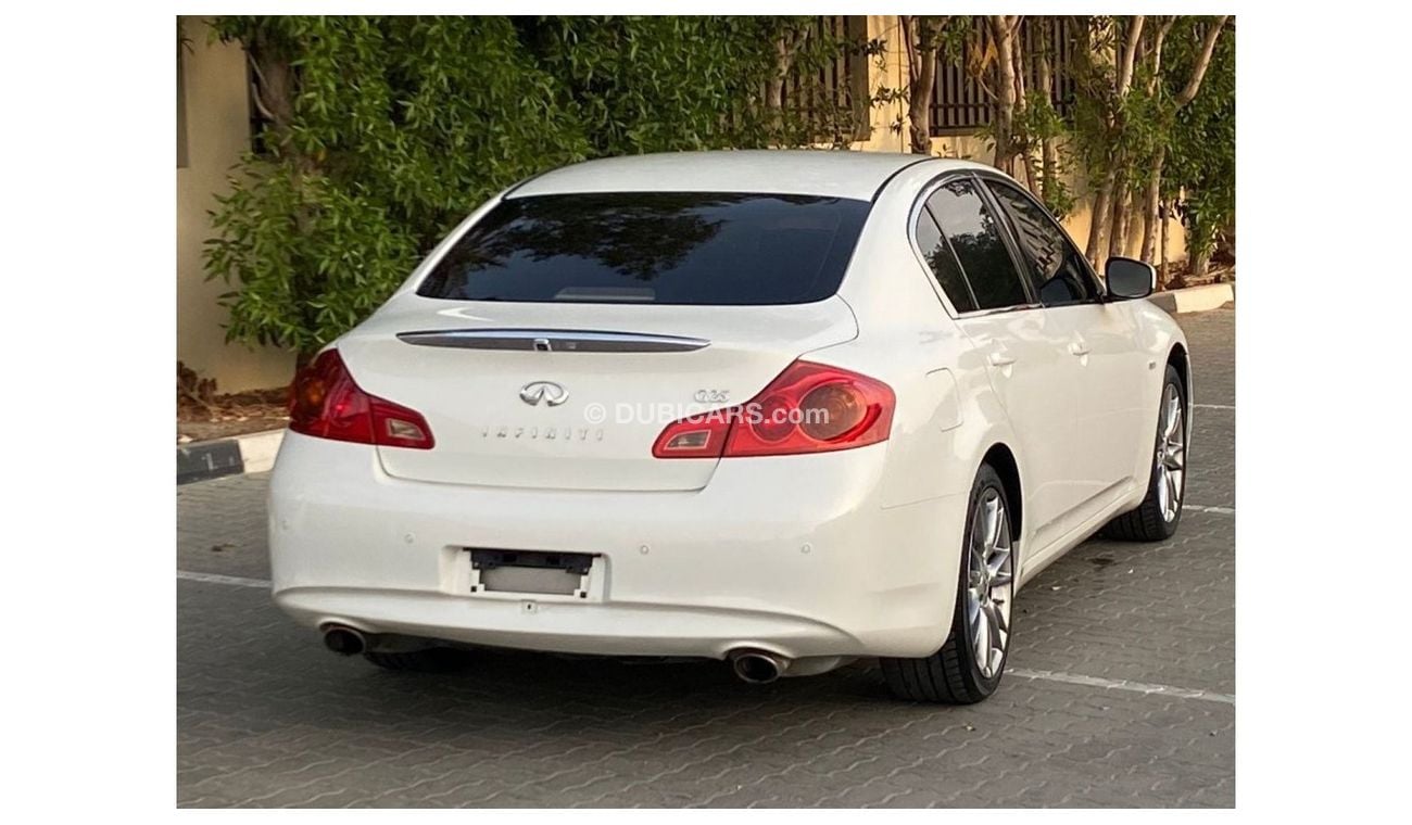 Infiniti G25 Infiniti G25 Model: 2014 Price : 29,000 dirhams  Mileage : 173,000 km  Gulf specifications, full opt
